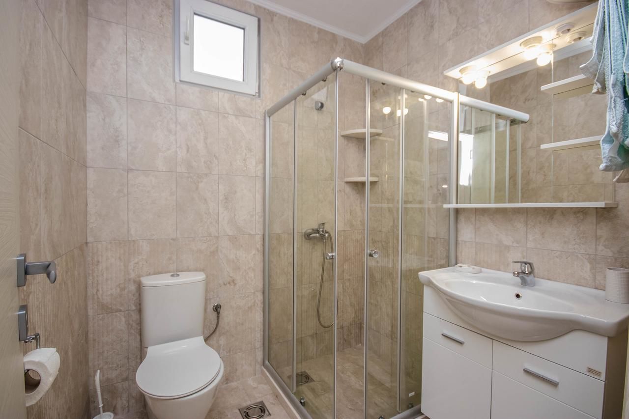 Апартаменты Apartments Bravo Добра-Вода-18