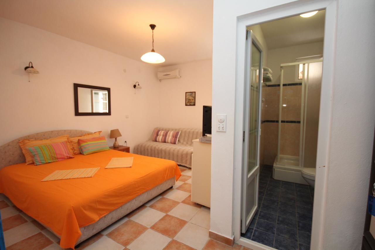 Апартаменты Apartments Bravo Добра-Вода-38