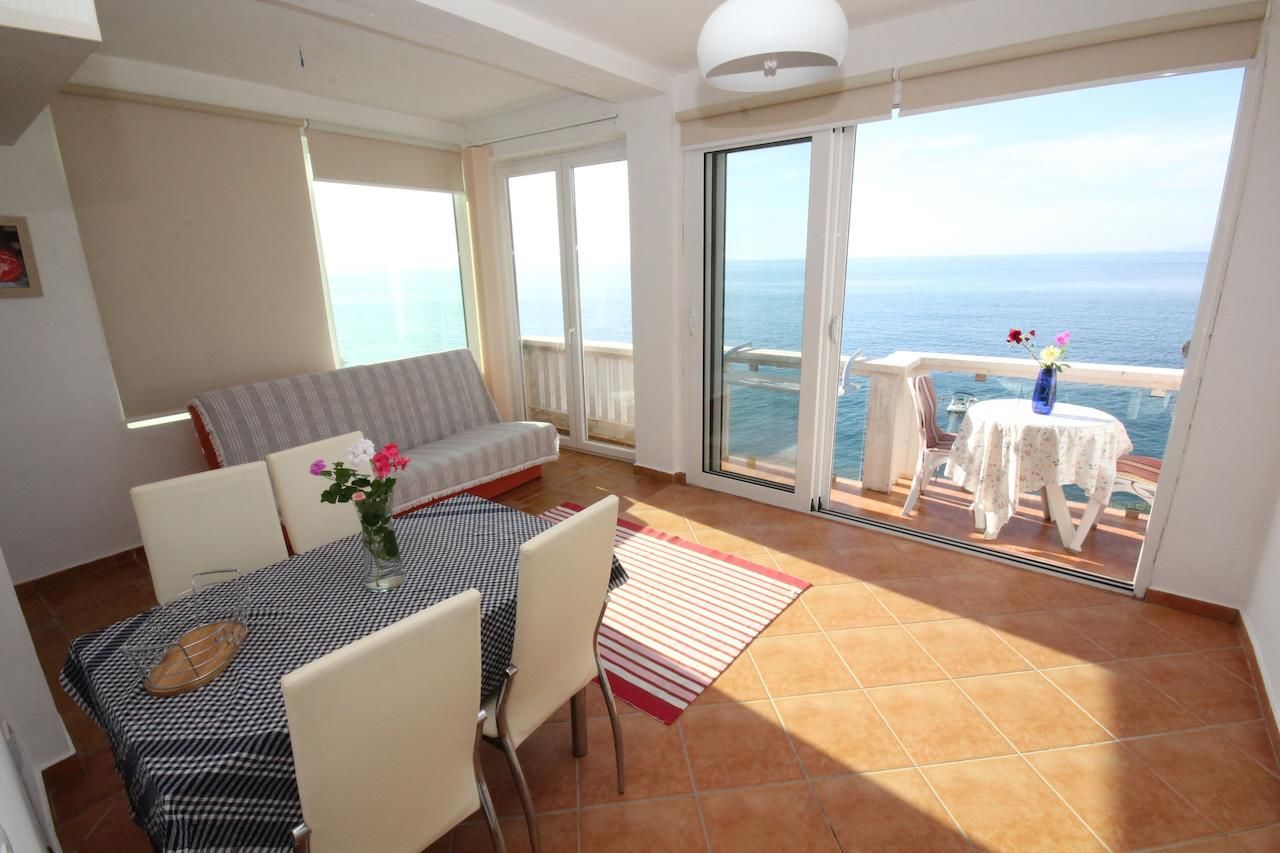 Апартаменты Apartments Bravo Добра-Вода-44